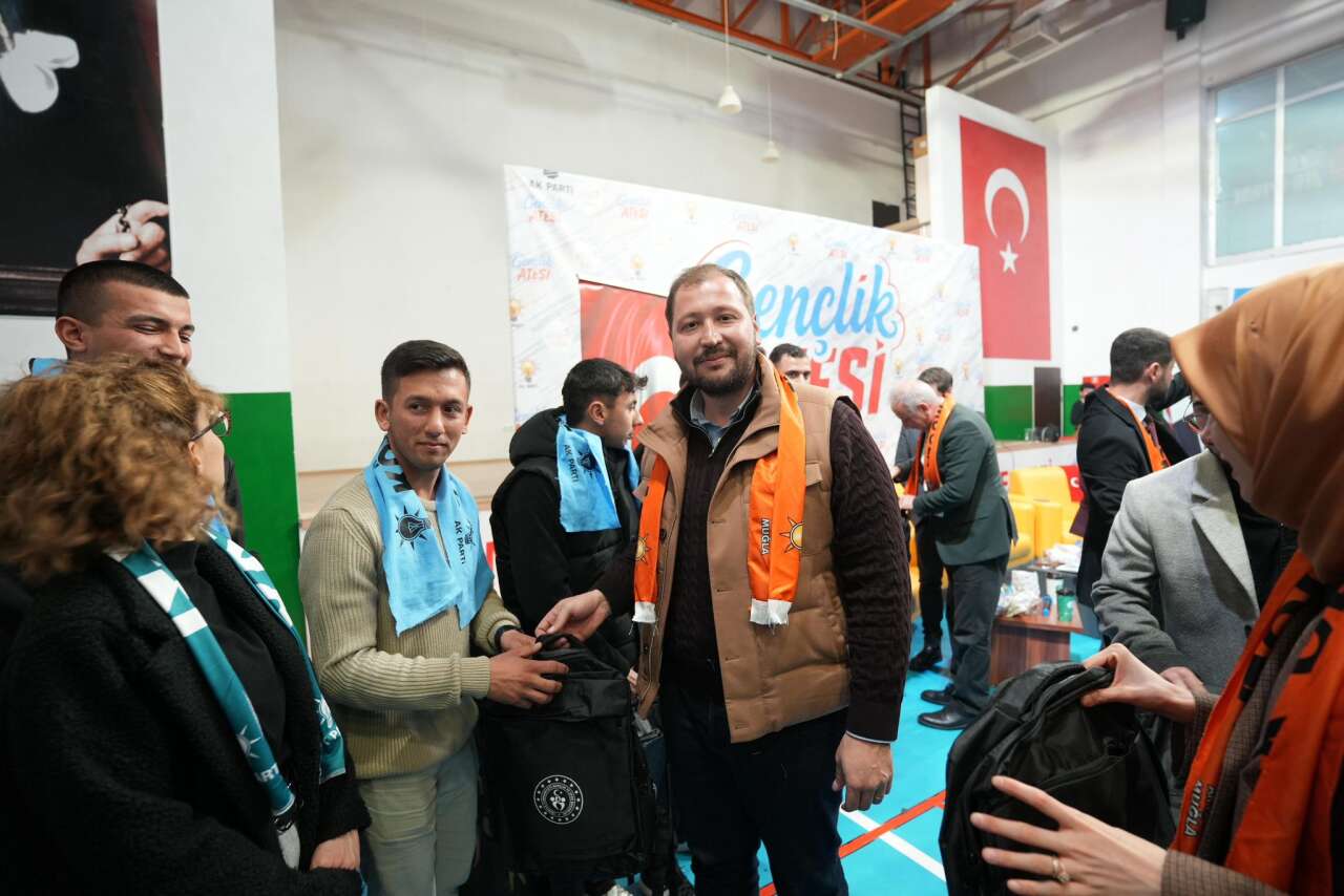 AK Parti Muğla İl Gençlik Kolları’nın “Gençlik Ateşi” Programına Büyük İlgi 3